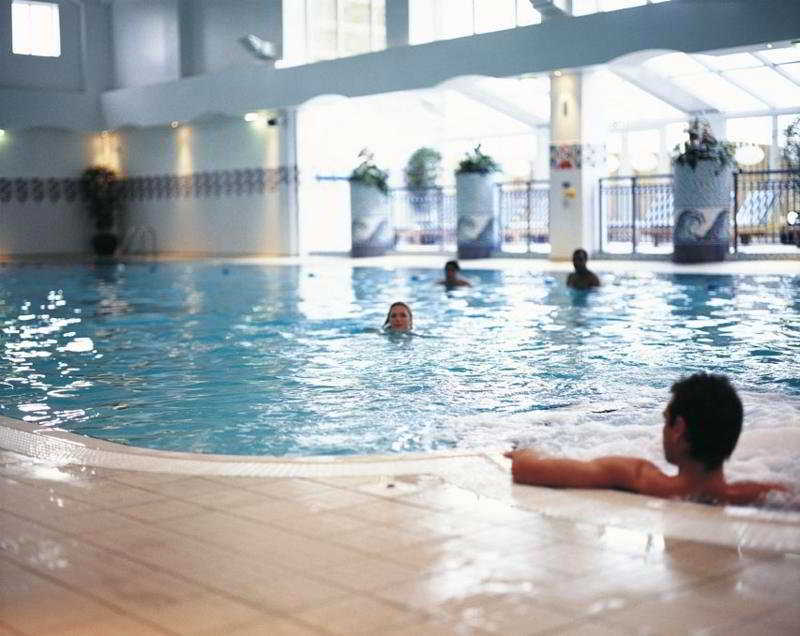 Village Hotel Manchester Cheadle Удобства фото