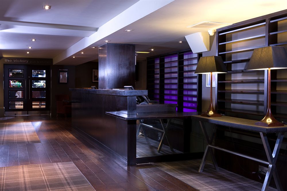 Village Hotel Manchester Cheadle Экстерьер фото