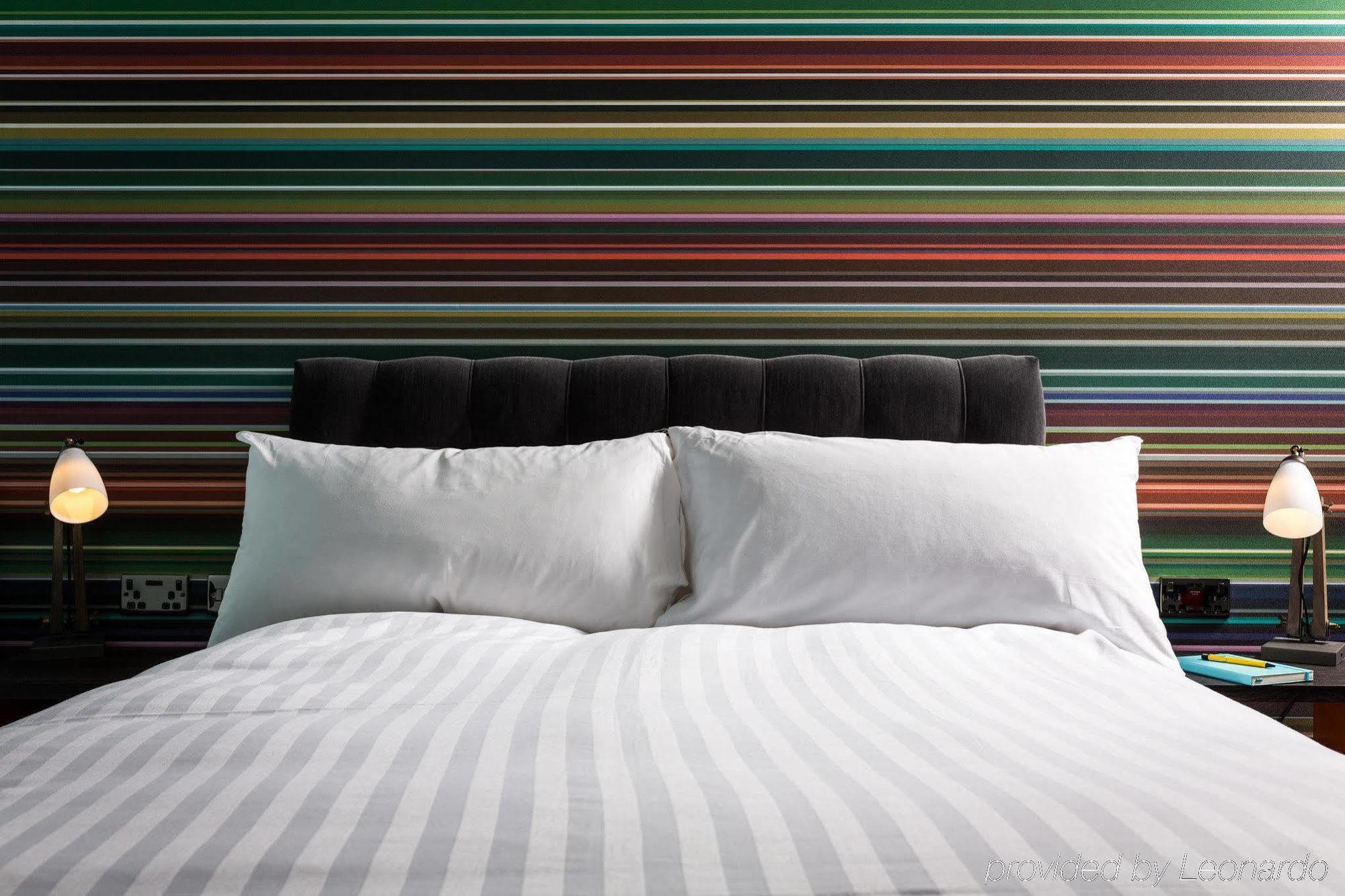 Village Hotel Manchester Cheadle Экстерьер фото