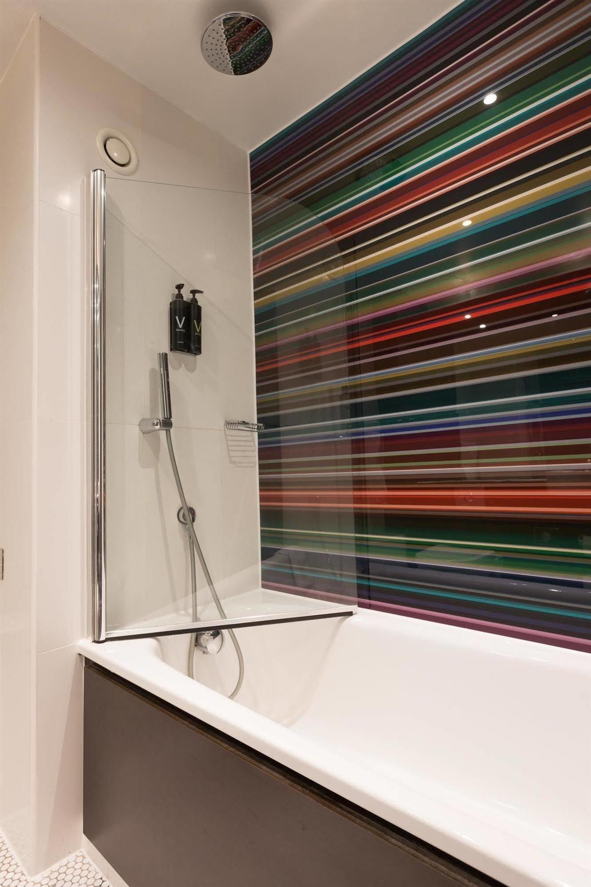 Village Hotel Manchester Cheadle Экстерьер фото